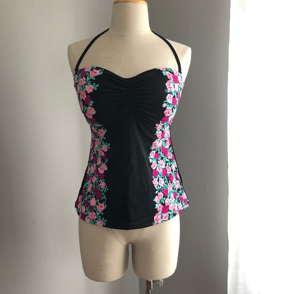 Betsey Johnson tankini top